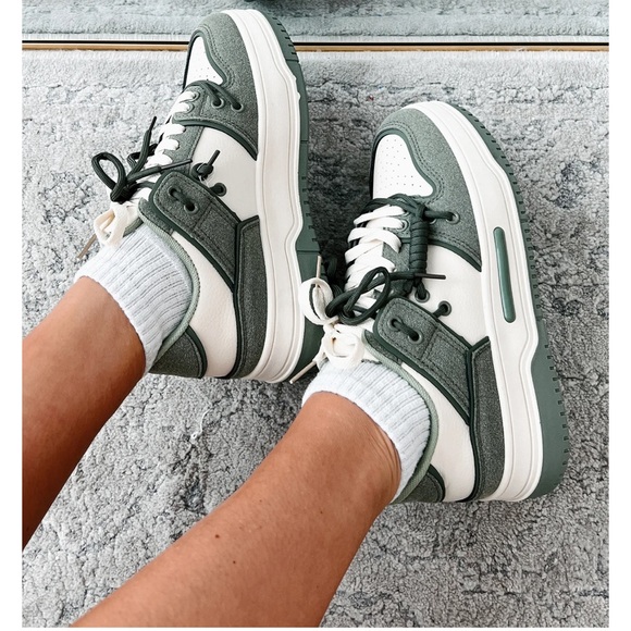 NanaMacs Shoes - Nanamacs Belovely Green and White Platform Retro Sneakers Size 10